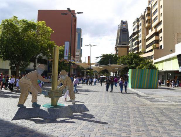 Apartamento Cerca Del Boulevard De Sabana Grande Y Zona Comercial Apartment Caracas Exterior photo